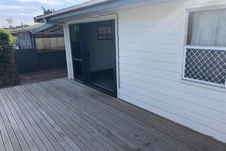 Photo of property in 37 James Foley Avenue, Pirimai, Napier, 4112