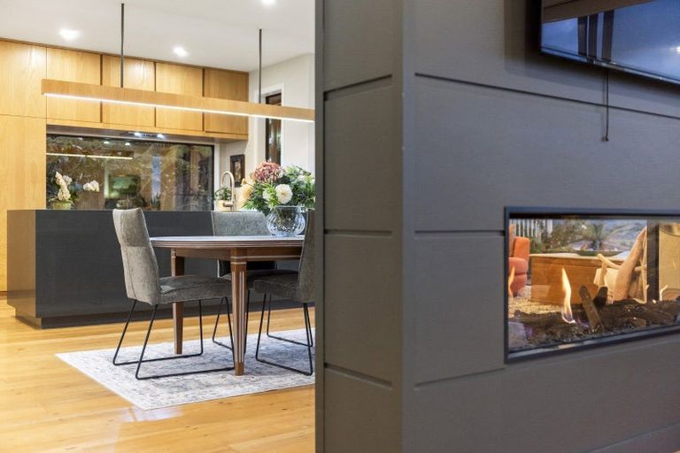 Photo of property in 25a Pohutukawa Avenue, Shelly Park, Auckland, 2014