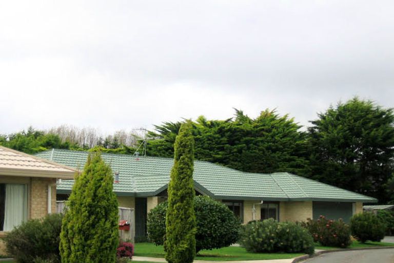 Photo of property in 9 Leigh Place, Paraparaumu Beach, Paraparaumu, 5032