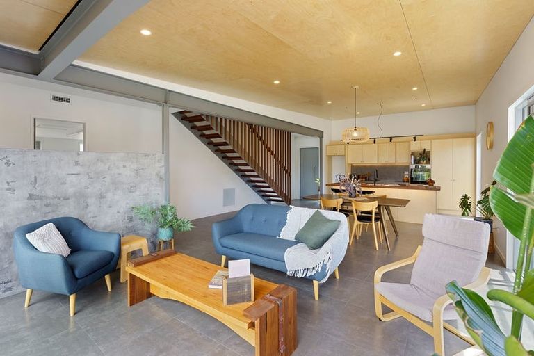 Photo of property in 4 Mirek Street, Waikanae, 5036