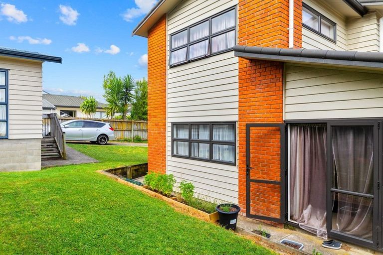 Photo of property in 86a Barrys Road, Glendene, Auckland, 0602