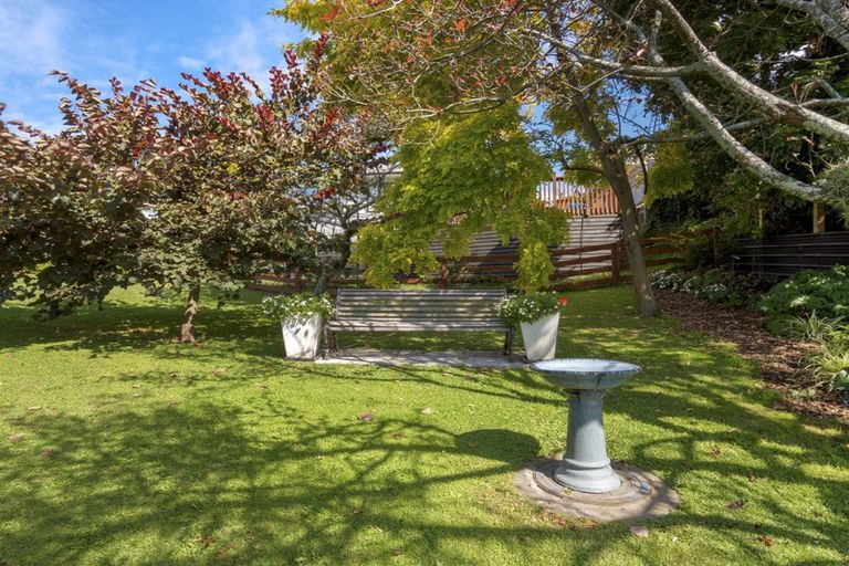 Photo of property in 8c Wiltshire Place, Te Puke, 3119