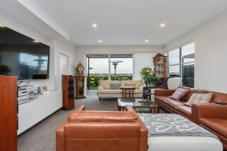 Photo of property in 19 Dow Square, Wigram, Christchurch, 8025