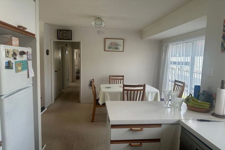 Photo of property in 2/4 Weiti Road, Orewa, 0931