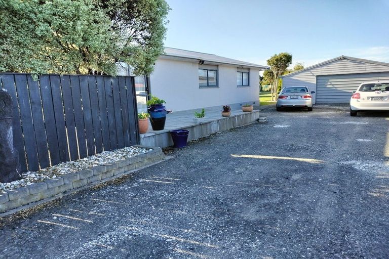 Photo of property in 80 Watt Road, Otatara, Invercargill, 9879
