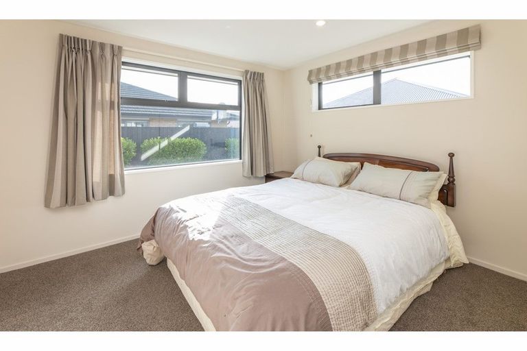 Photo of property in 28 Taiore Crescent, Marshland, Christchurch, 8083