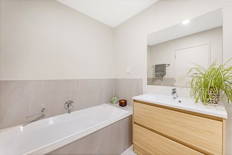 Photo of property in 29 Bight Road, Long Bay, Auckland, 0630