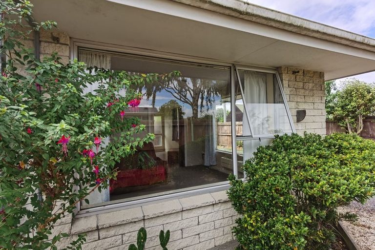 Photo of property in 1/8 Bowen Street, Upper Riccarton, Christchurch, 8041