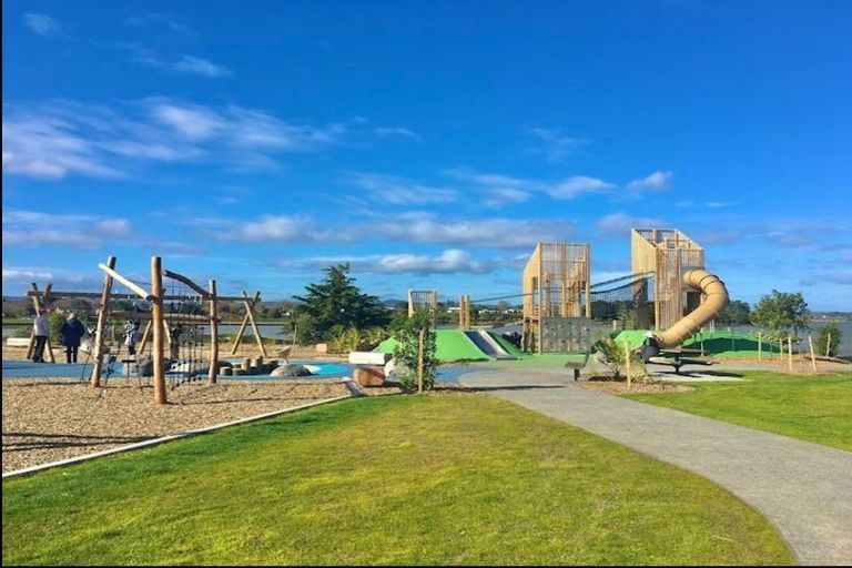 Photo of property in 25 Periko Way, Takanini, 2112