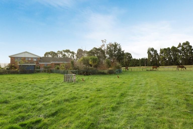 Photo of property in 22 Dukes Road North, Mosgiel, 9092