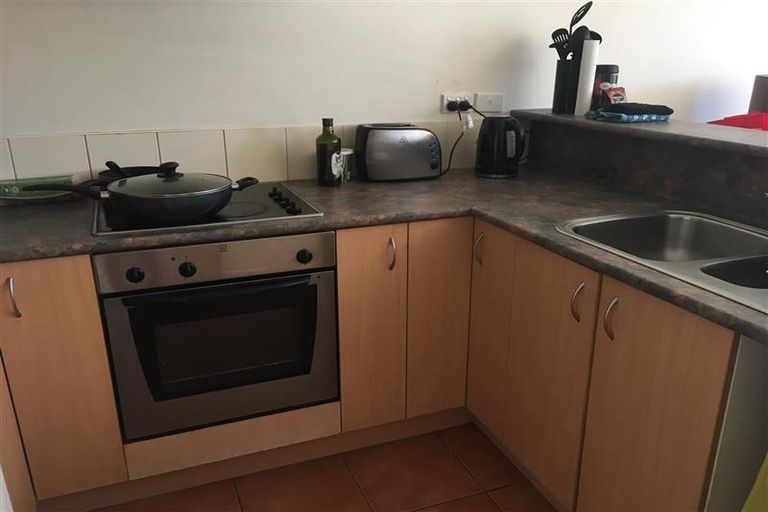 Photo of property in 14/11 The Avenue, Albany, Auckland, 0632