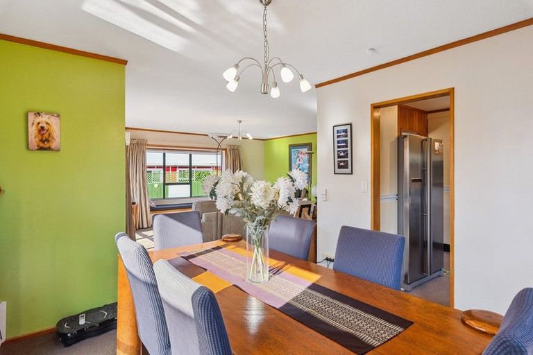 Photo of property in 25a Kaka Road, Raumati Beach, Paraparaumu, 5032