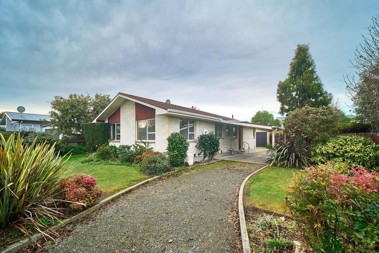 Photo of property in 23 Flatman Crescent, Geraldine, 7930