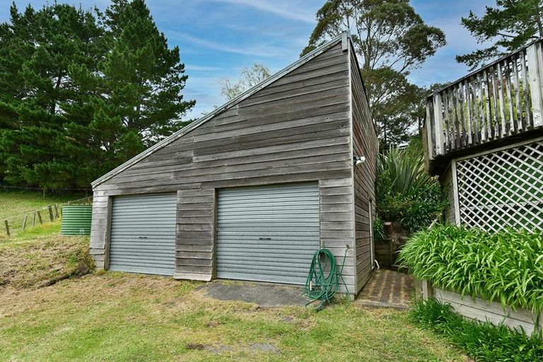 Photo of property in 136 Mclachlan Road, Kaukapakapa, Warkworth, 0984