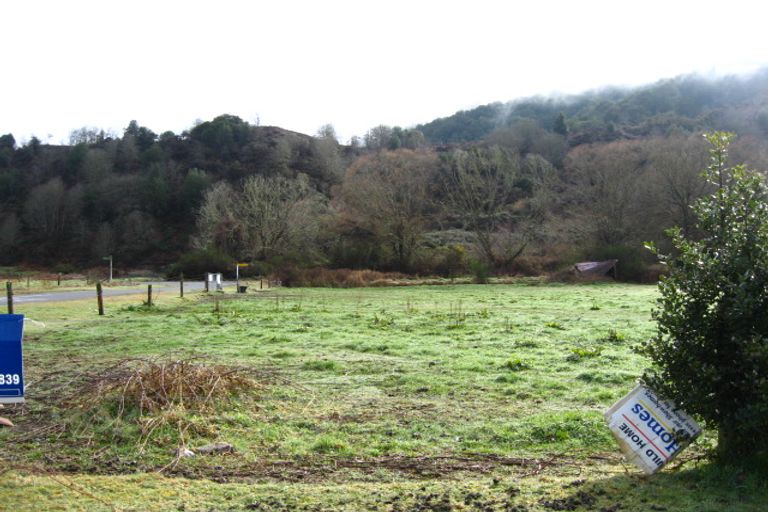 Photo of property in 14 Munson Street, Reefton, 7830