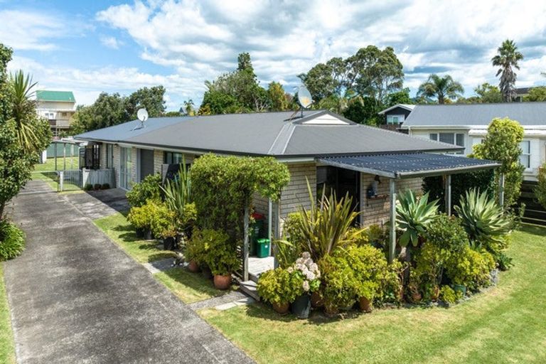 Photo of property in 4a Otto Road, Waihi Beach, 3611