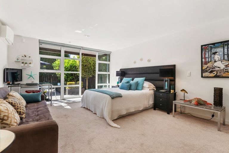 Photo of property in 14 Bradford Street, Parnell, Auckland, 1052
