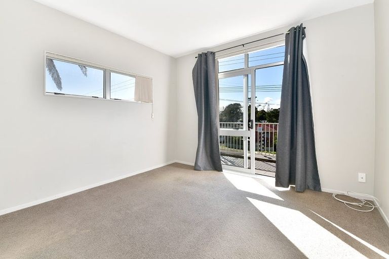 Photo of property in 133l Parkhurst Road, Parakai, 0830