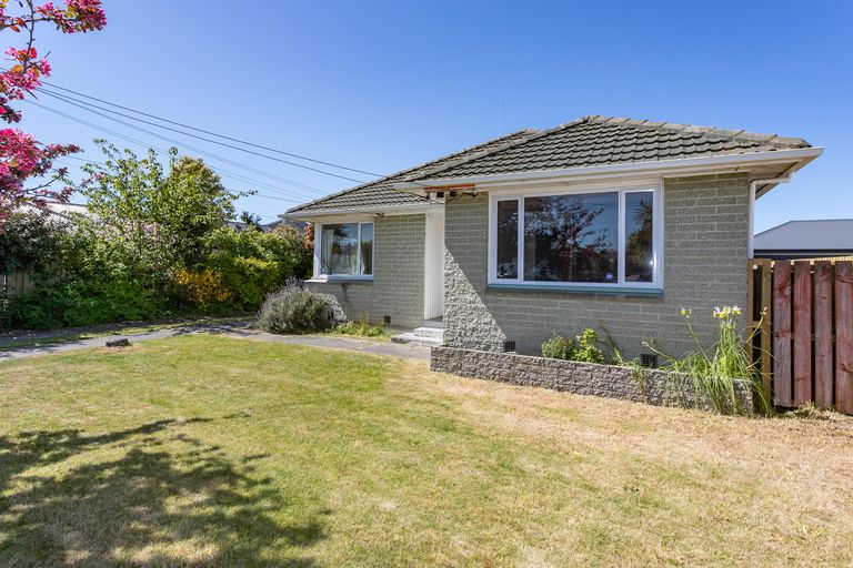 Photo of property in 230 Bower Avenue, North New Brighton, Christchurch, 8083