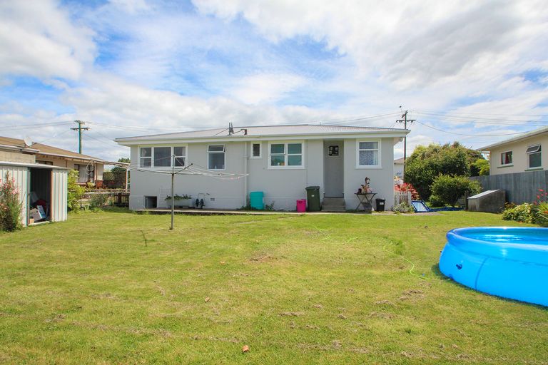 Photo of property in 21 Glendale Crescent, Holmes Hill, Oamaru, 9401