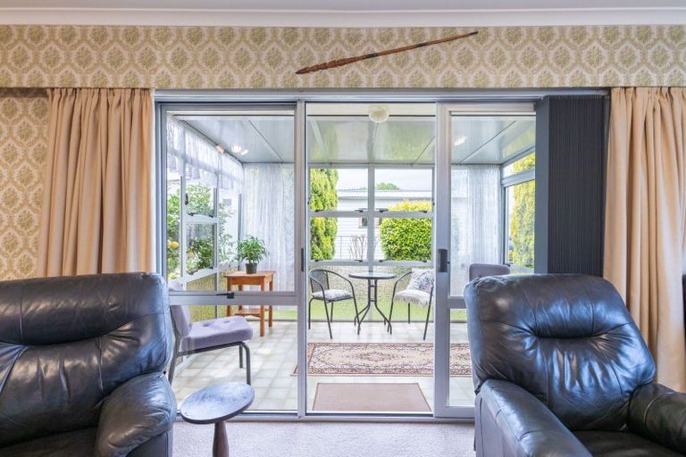 Photo of property in 2a Hunter Street, Dannevirke, 4930