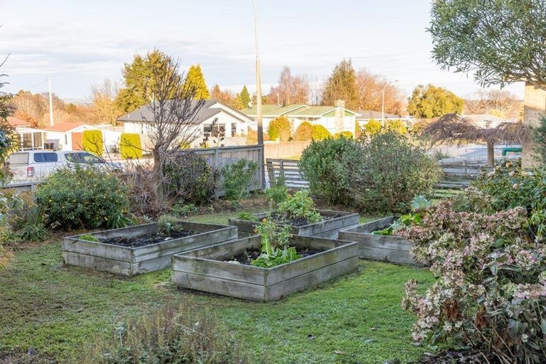 Photo of property in 10 Dale Crescent, East Gore, Gore, 9710