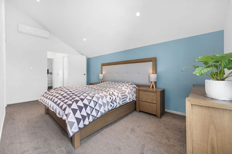 Photo of property in 10 Koropiko Lane, Flat Bush, Auckland, 2019