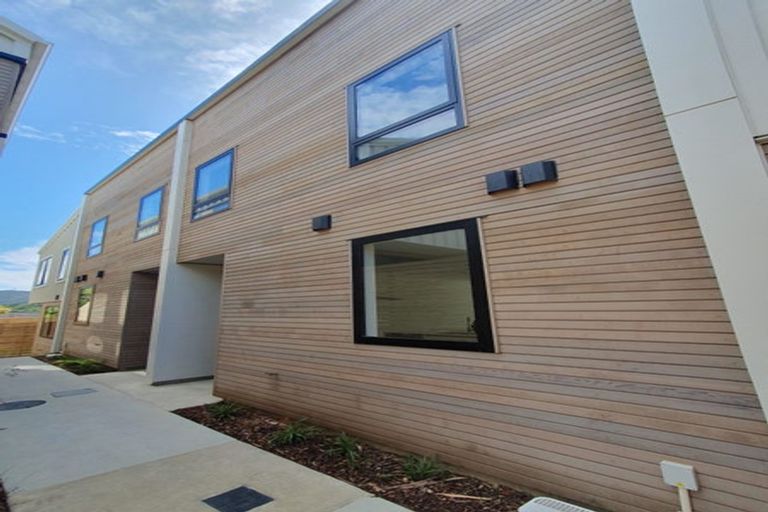 Photo of property in 13 Fancourt Street, Karori, Wellington, 6012