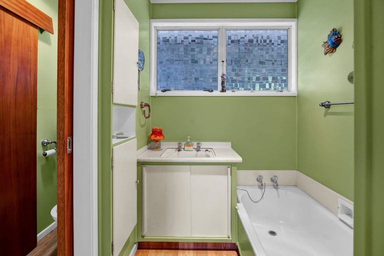 Photo of property in 3 Koromiko Street, Inglewood, 4330