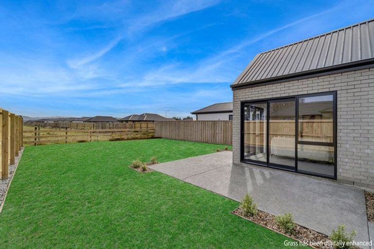 Photo of property in 35 Crossley Avenue, Woodend, 7610