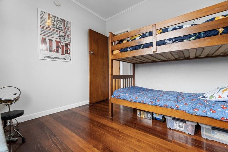 Photo of property in 12 Kelburn Place, Tinwald, Ashburton, 7700