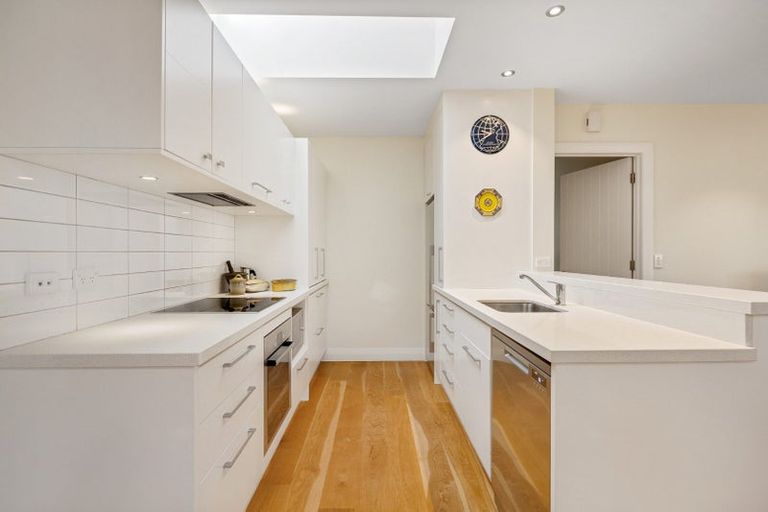 Photo of property in 19 Shrewsbury Street, Merivale, Christchurch, 8014