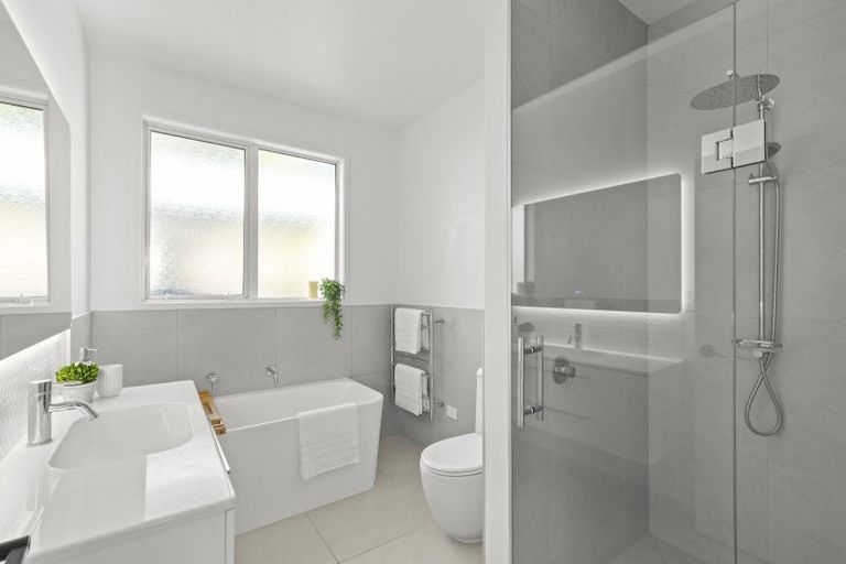 Photo of property in 107 Fulford Street, New Plymouth, 4310