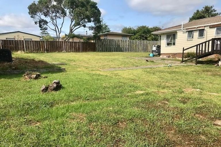 Photo of property in 30 Glynnbrooke Street, Te Atatu South, Auckland, 0610