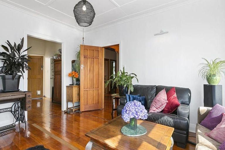 Photo of property in 32 Motu Street, Saint Clair, Dunedin, 9012