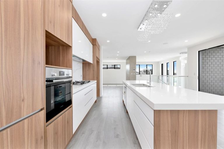 Photo of property in 7 Rakiraki Place, Flat Bush, Auckland, 2019