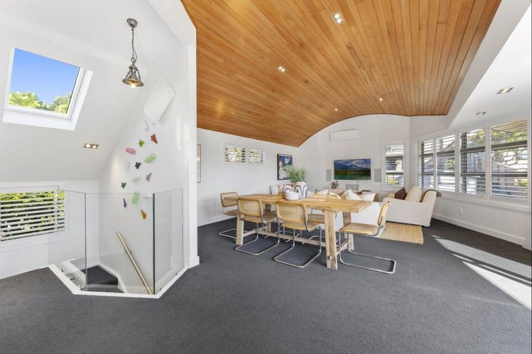 Photo of property in 15 Ngarata Avenue, Mount Maunganui, 3116