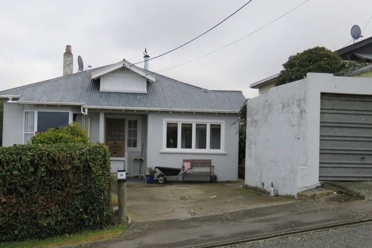 Photo of property in 32 Till Street, South Hill, Oamaru, 9400