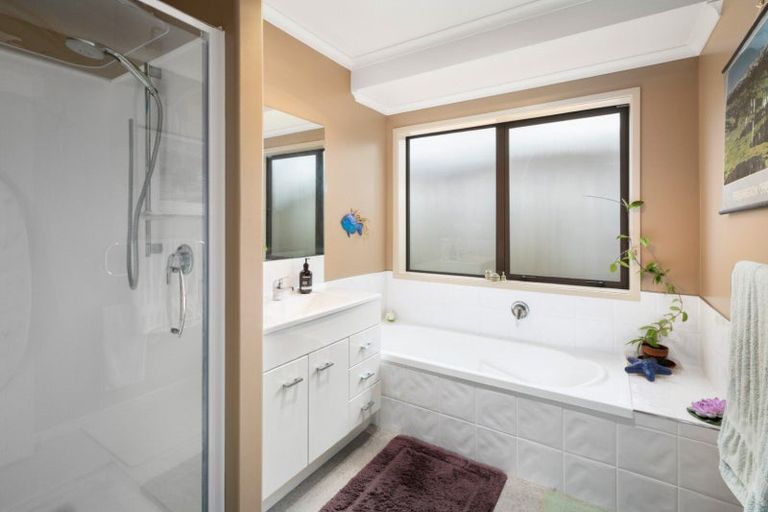 Photo of property in 14 Neil Street, Paeroa, 3600