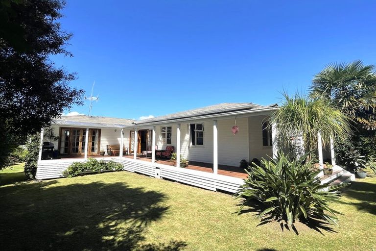 Photo of property in 12 Cameron Road, Te Puke, 3119
