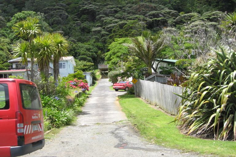 Photo of property in 214 Motutara Road, Muriwai, Waimauku, 0881
