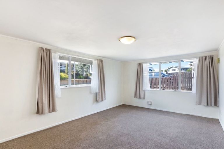 Photo of property in 1/27 Tobin Place, Richmond Heights, Taupo, 3330