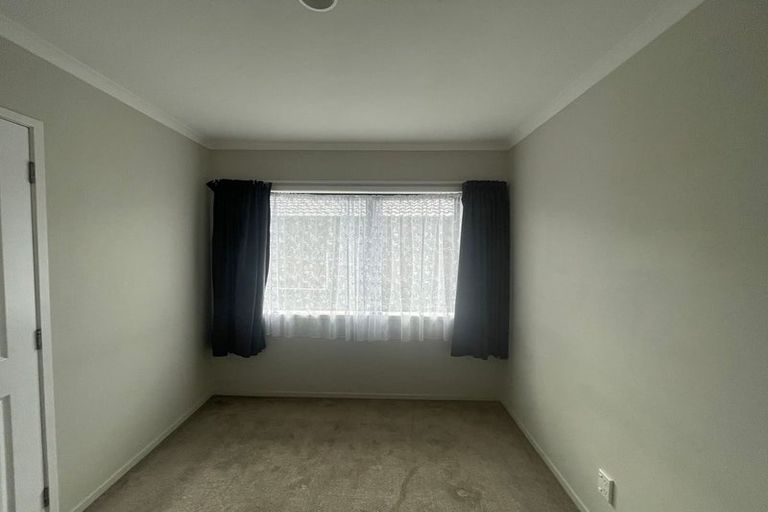 Photo of property in 3 Andrusha Place, Flat Bush, Auckland, 2019