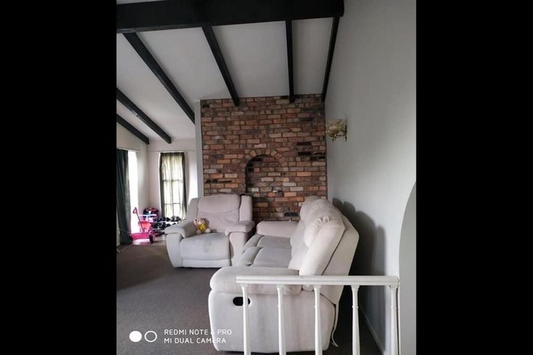 Photo of property in 2/462 Hillsborough Road, Mount Roskill, Auckland, 1041