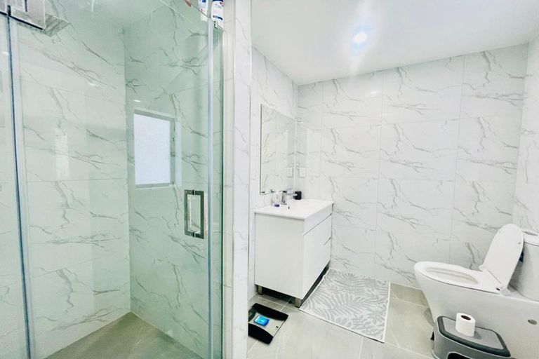 Photo of property in 52 Donegal Park Drive, Flat Bush, Auckland, 2019