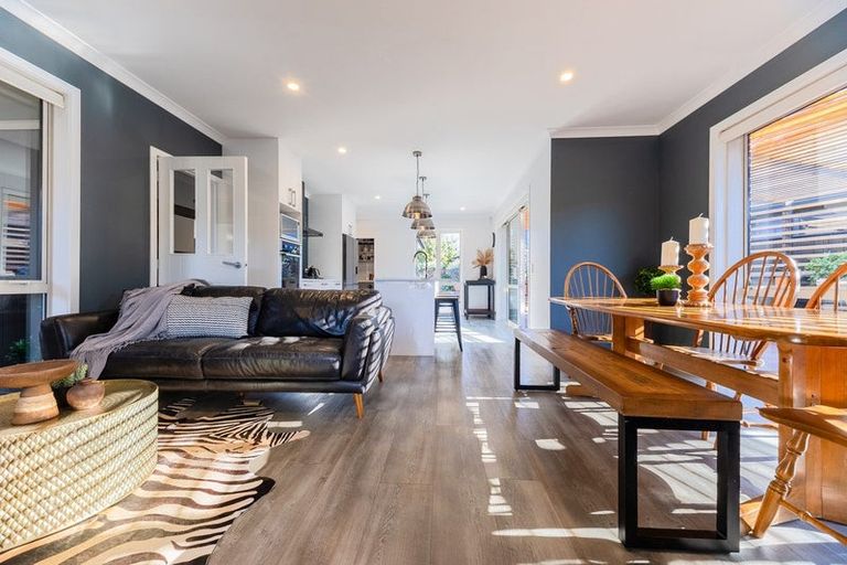 Photo of property in 20 Hudson Place, Paraparaumu, 5032