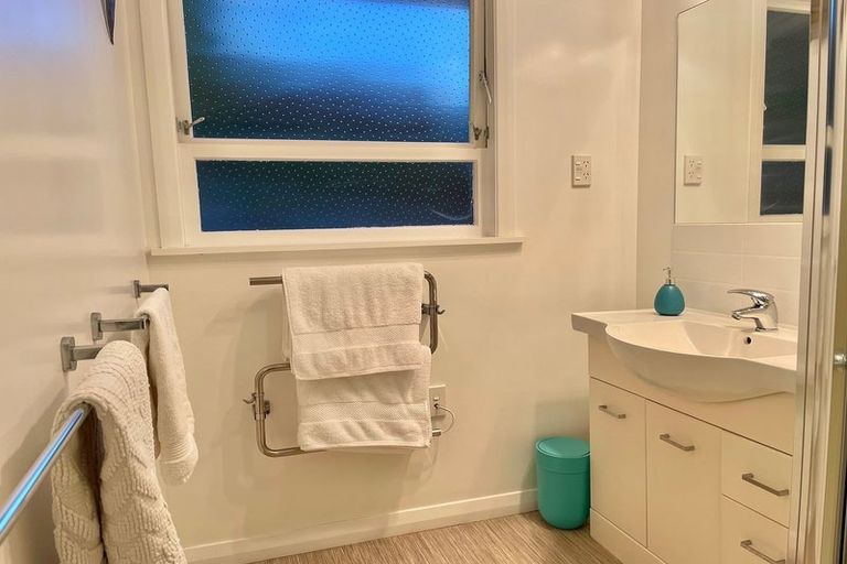 Photo of property in 16 Moncrieff Avenue, Britannia Heights, Nelson, 7010