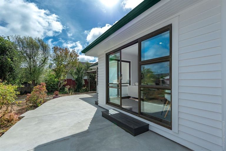 Photo of property in 45 Vivian Street, Burwood, Christchurch, 8083