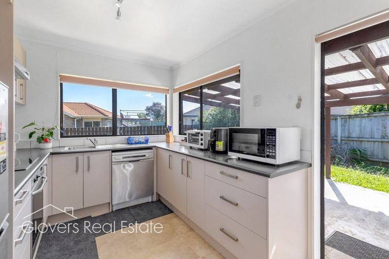Photo of property in 3/409 West Coast Road, Glen Eden, Auckland, 0602