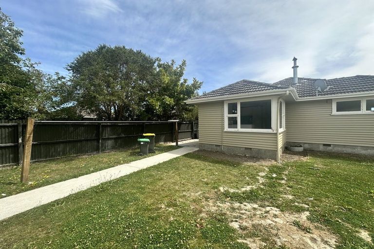 Photo of property in 34 Pembroke Street, Avondale, Christchurch, 8061
